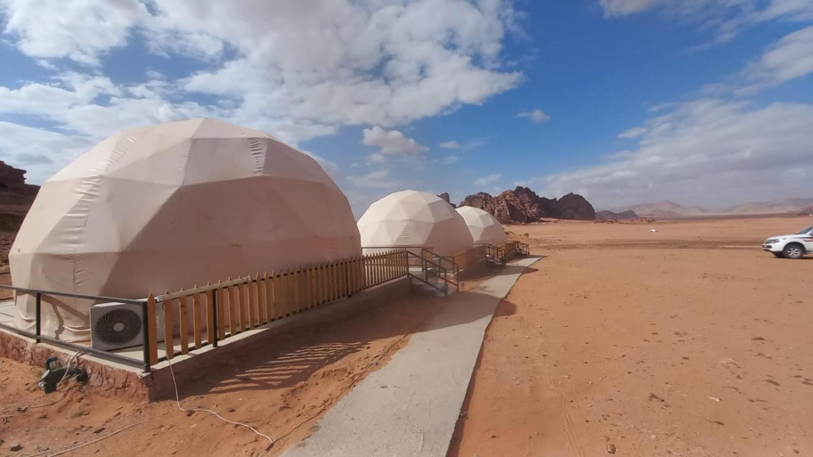 Hotel Al Raha Luxury Camp Wadi Rum Exteriér fotografie
