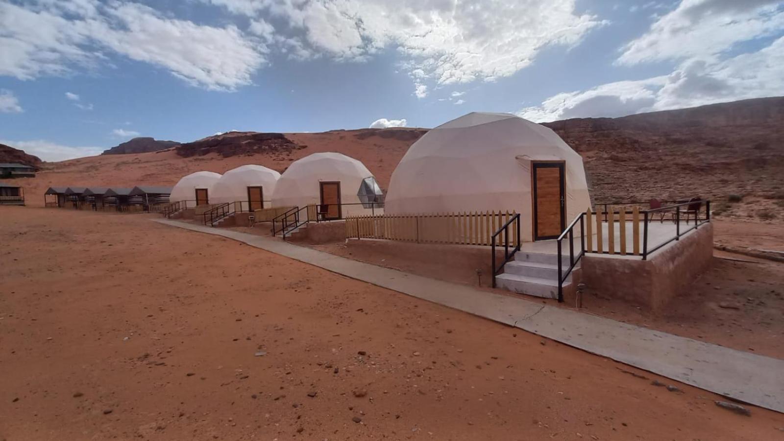 Hotel Al Raha Luxury Camp Wadi Rum Exteriér fotografie