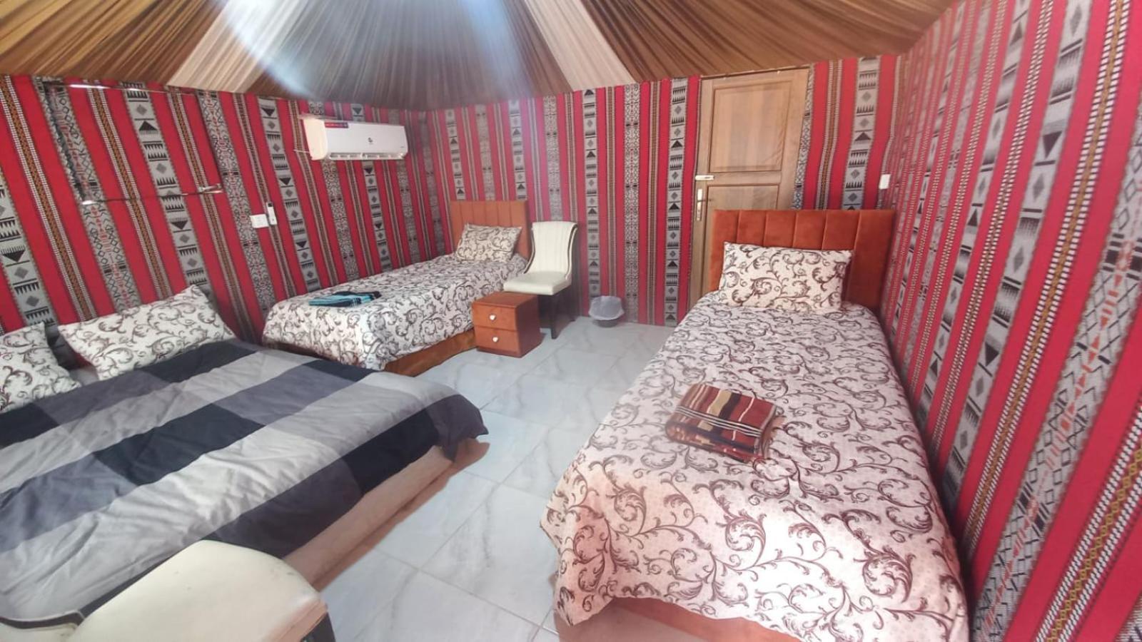 Hotel Al Raha Luxury Camp Wadi Rum Exteriér fotografie