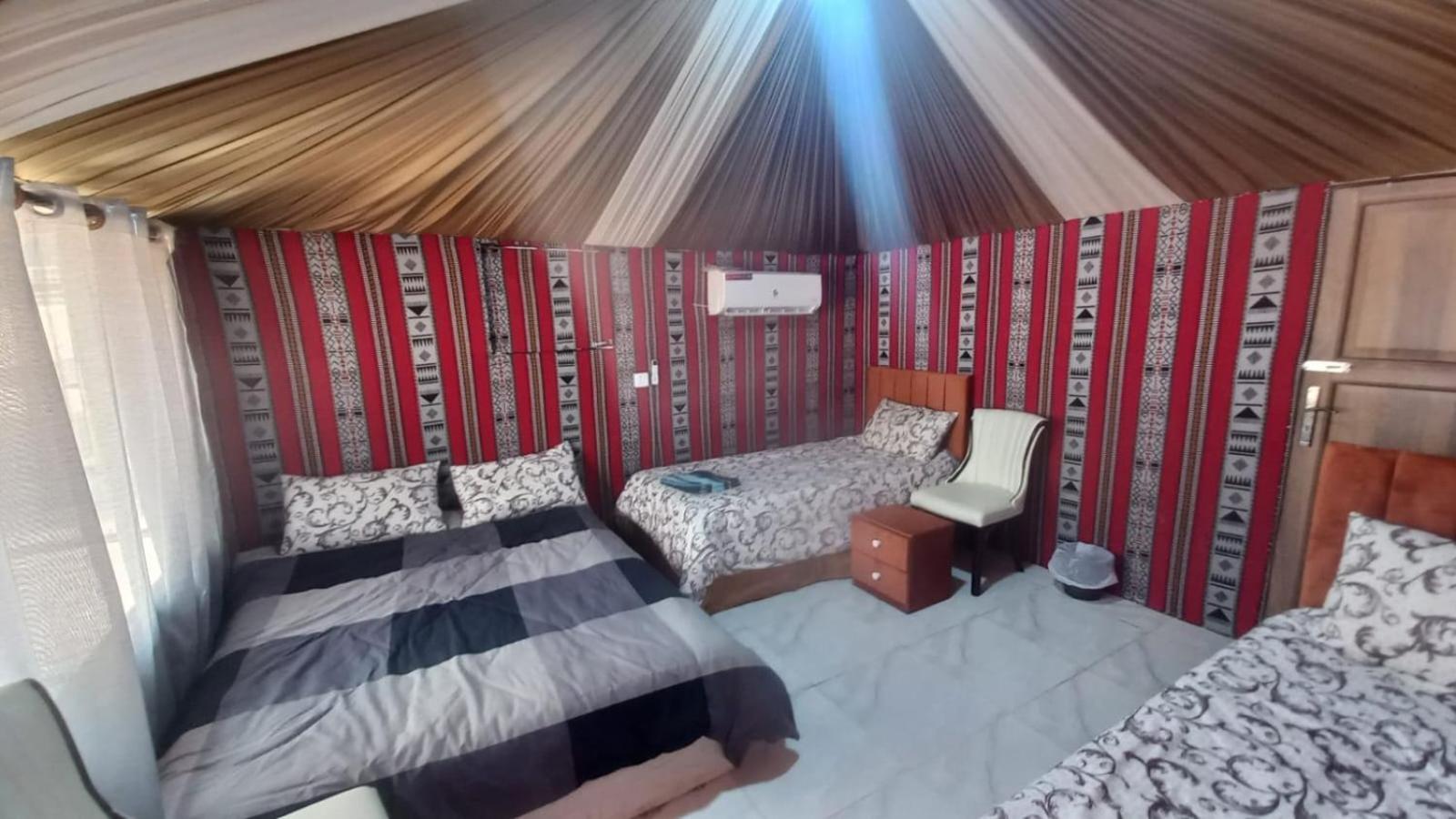 Hotel Al Raha Luxury Camp Wadi Rum Exteriér fotografie