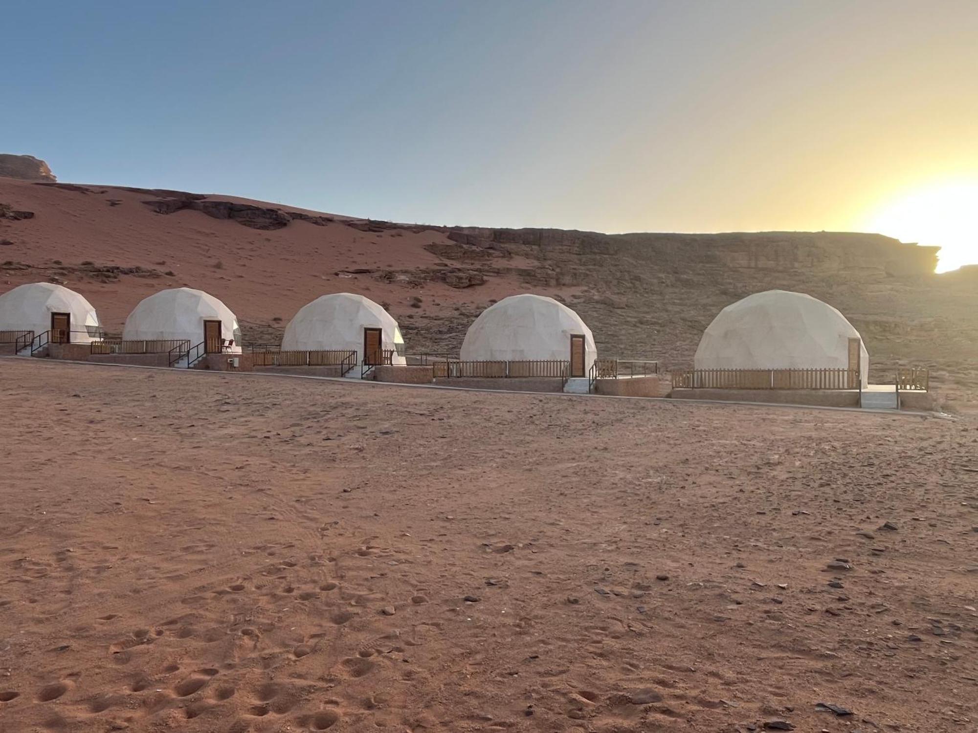 Hotel Al Raha Luxury Camp Wadi Rum Exteriér fotografie
