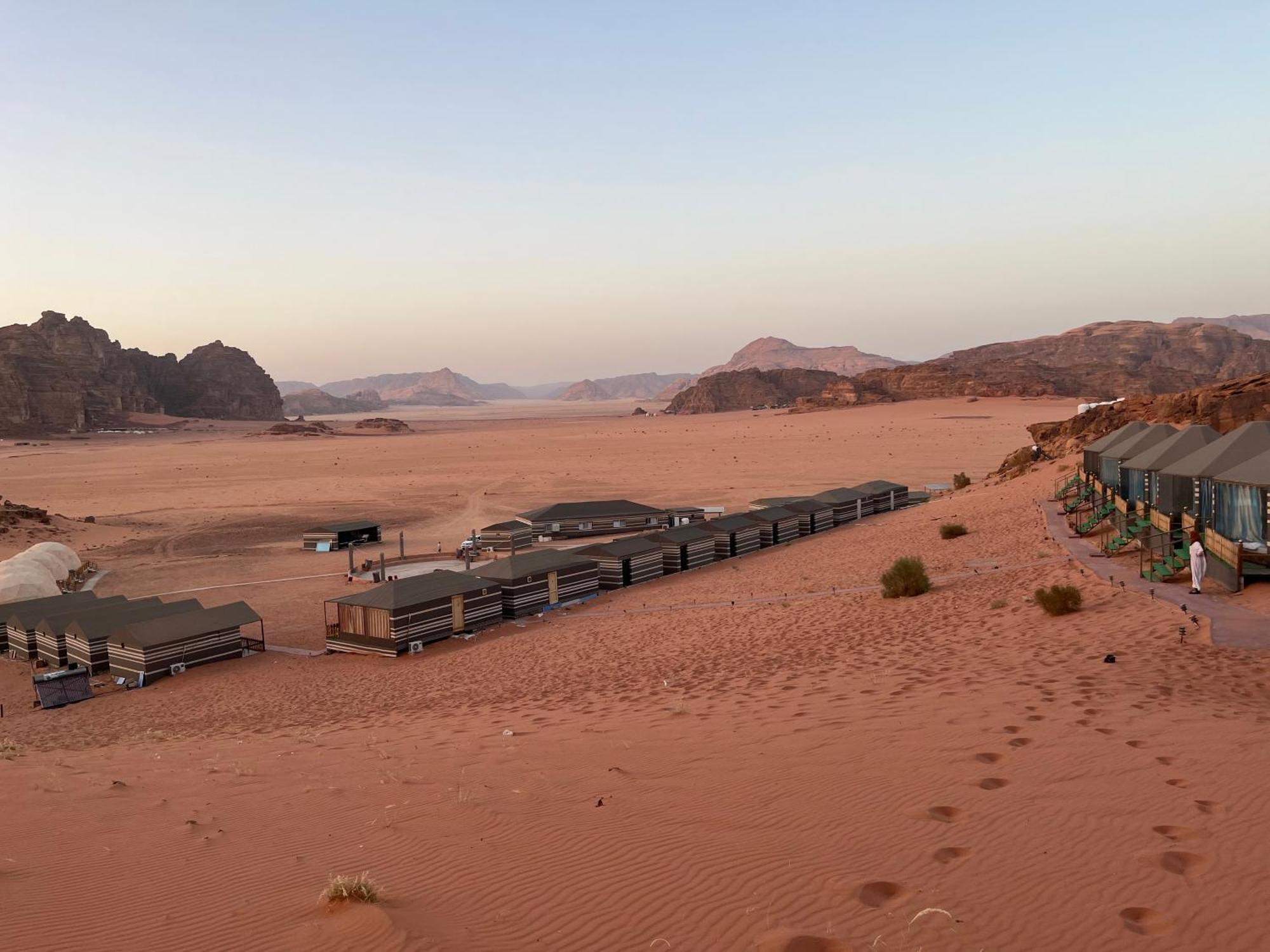 Hotel Al Raha Luxury Camp Wadi Rum Exteriér fotografie
