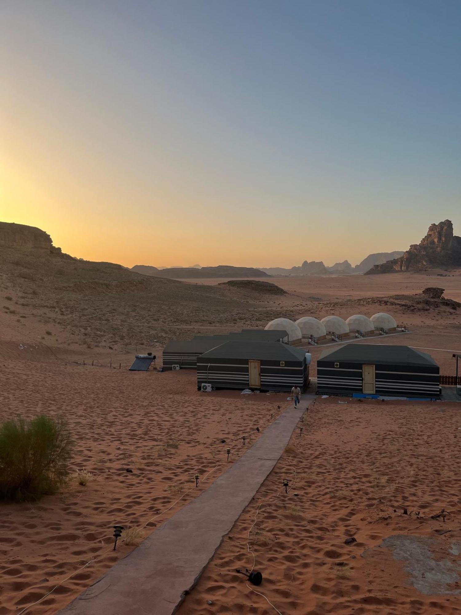 Hotel Al Raha Luxury Camp Wadi Rum Exteriér fotografie